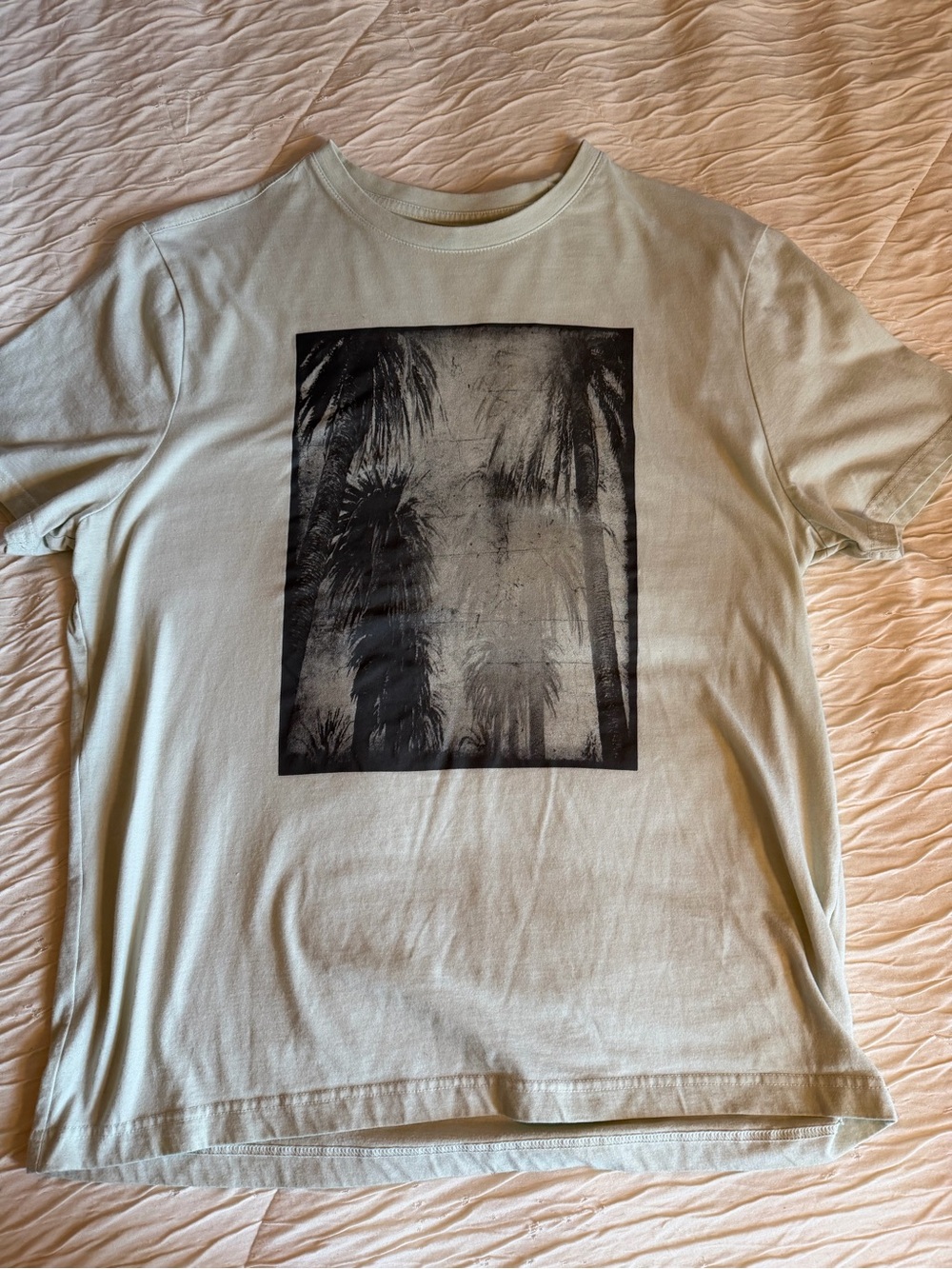 Banana Republic Palm Tree Graphic Tee Men’s L Jersey Crew Neck Short Sleeve